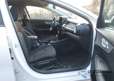 2023 Kia Forte Lxs z USA, uszkodzony, nr VIN 3KPF24AD3PE585977